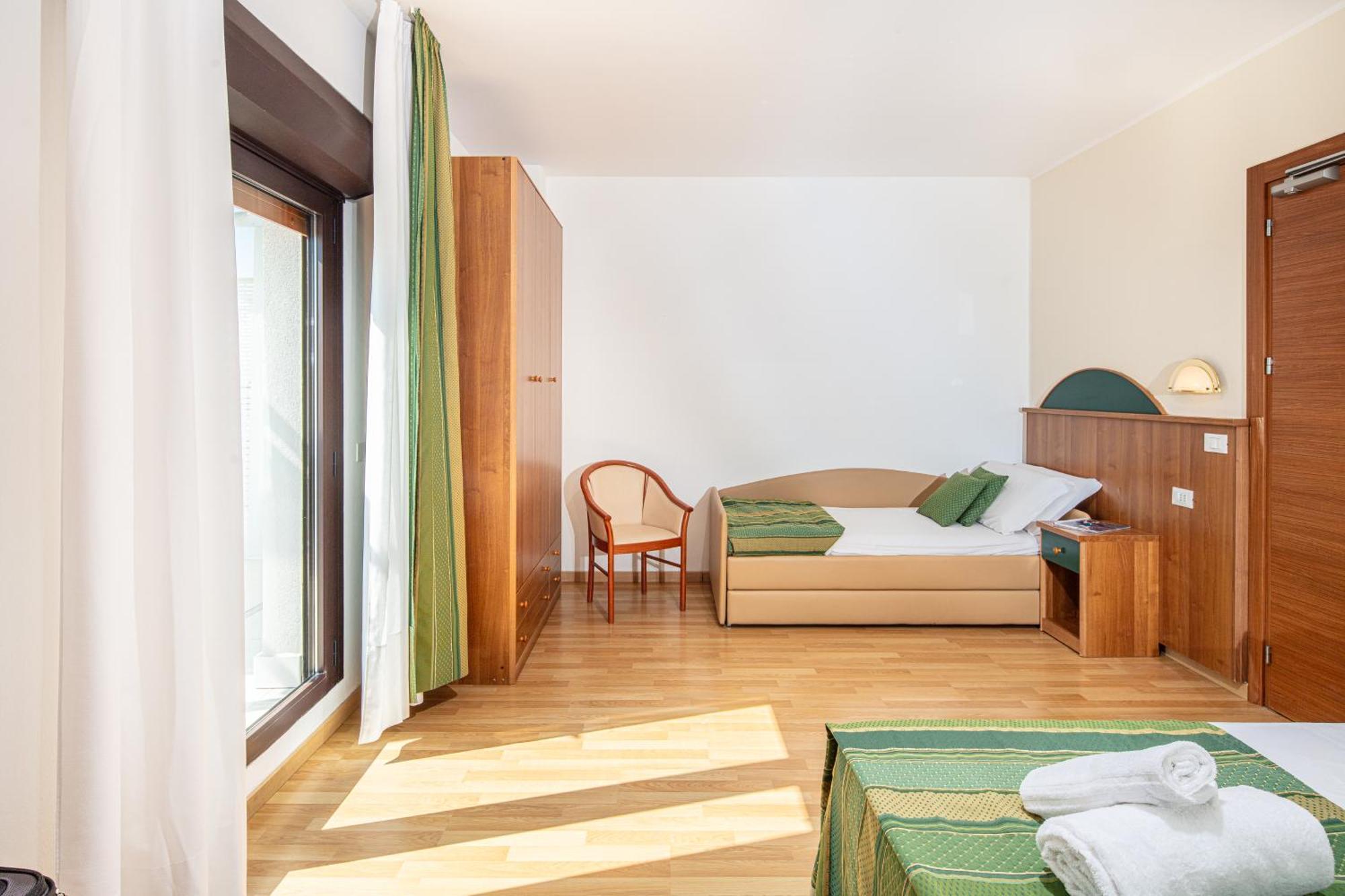 Hotel Bembo Бібіоне Екстер'єр фото