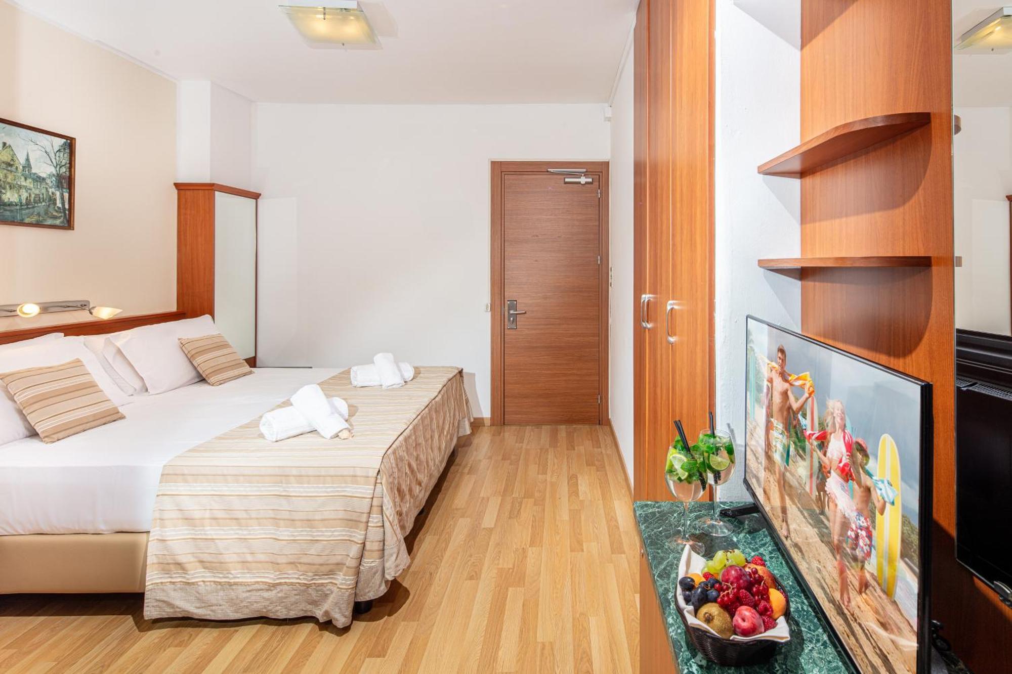 Hotel Bembo Бібіоне Екстер'єр фото