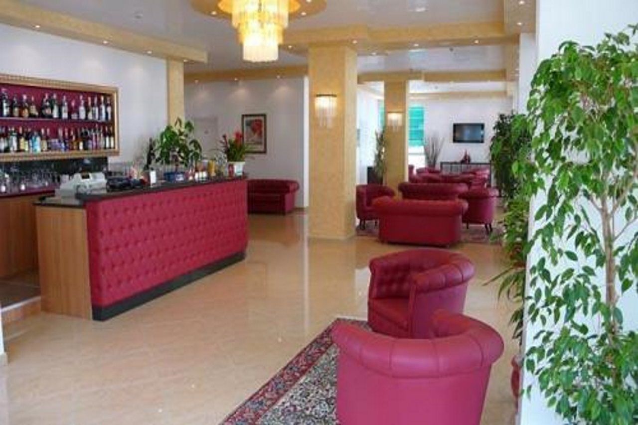 Hotel Bembo Бібіоне Екстер'єр фото
