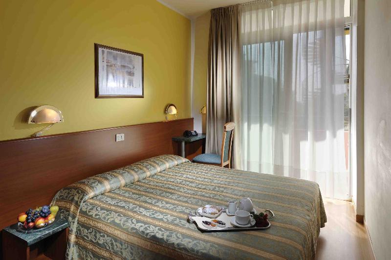 Hotel Bembo Бібіоне Екстер'єр фото